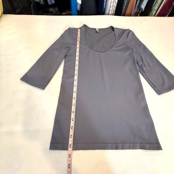 Last Tango Gray Top Lycra Spandex Form Fitting Scoop Neckline 3/4 sleeves - Picture 9 of 16